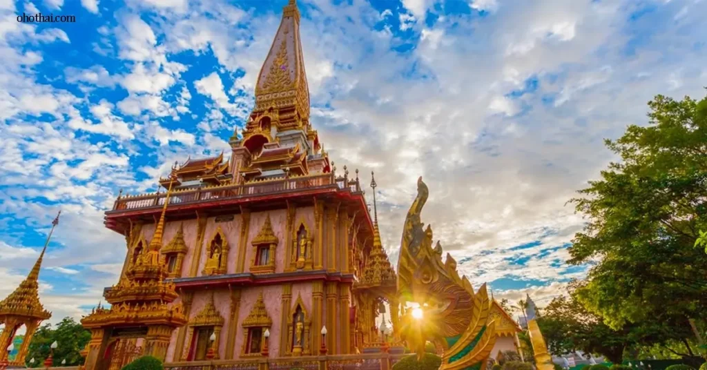 Wat Chalong Phuket วัดฉลอง ยังคงเป็นศูนย์รวมศรัทธาของชาวบ้านและนักท่องเที่ยวจากหลากหลายประเทศ ด้วยประวัติยาวนานและ